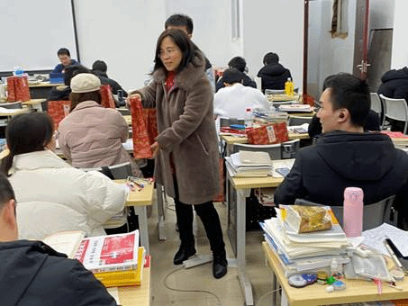 C8F3DE42FCCD31F861BF1A05A5BA1DCD