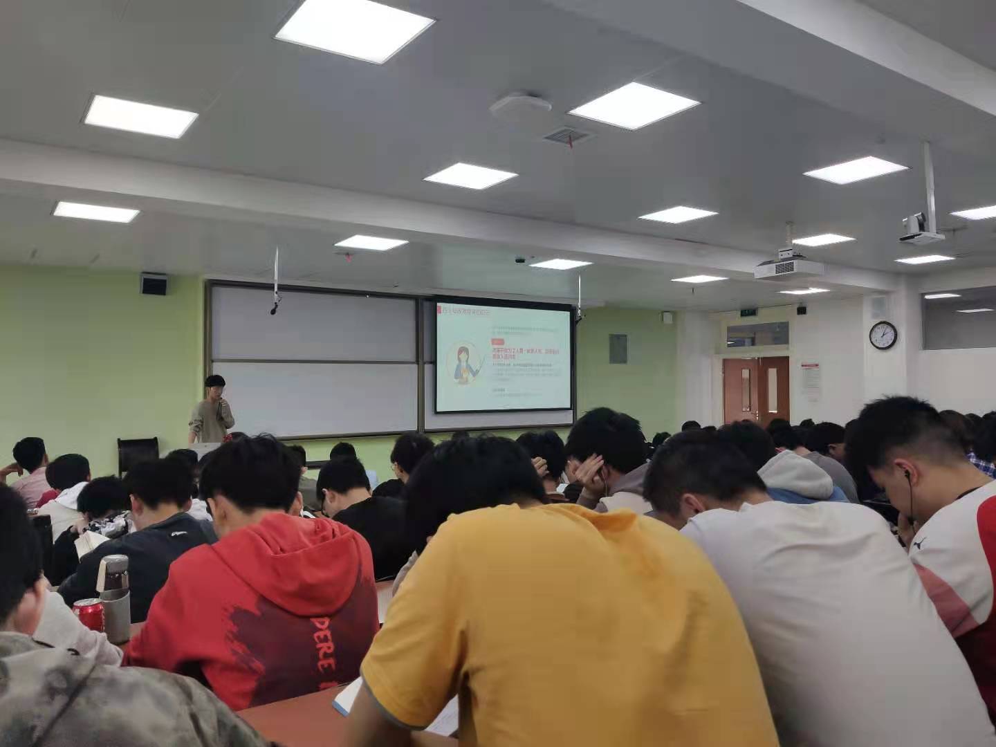 5c39644a6bdfd3d9ff6eeda46d63848